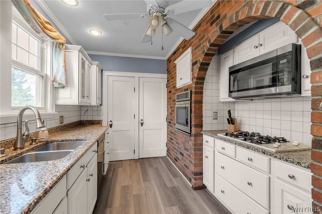 322 Pearl Street Ridgeway, NY 14103 - Photo 7 of 32