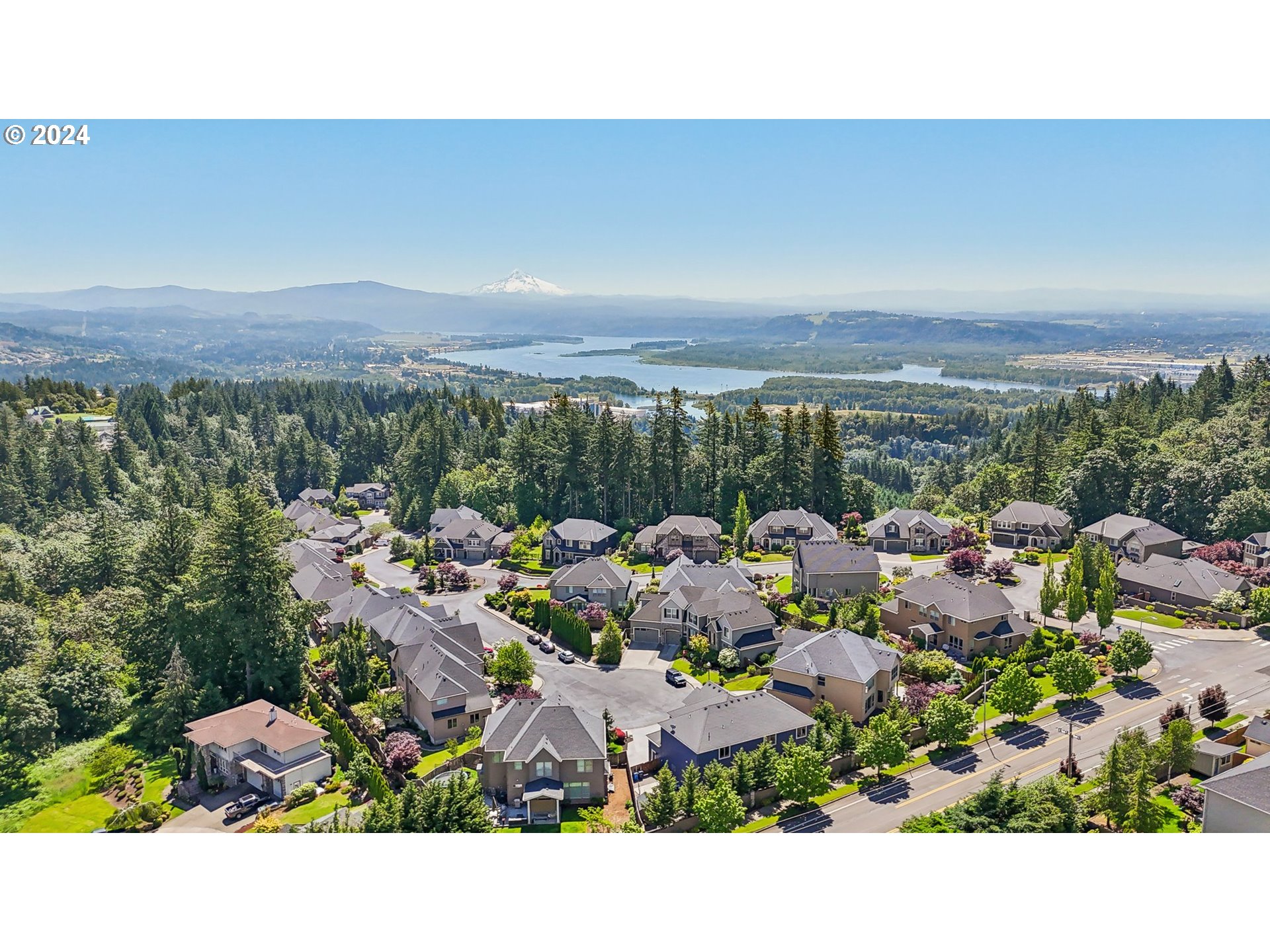 2368 Northwest 17th Avenue Camas, WA 98607 - Photo 42 of 47 a view of a city