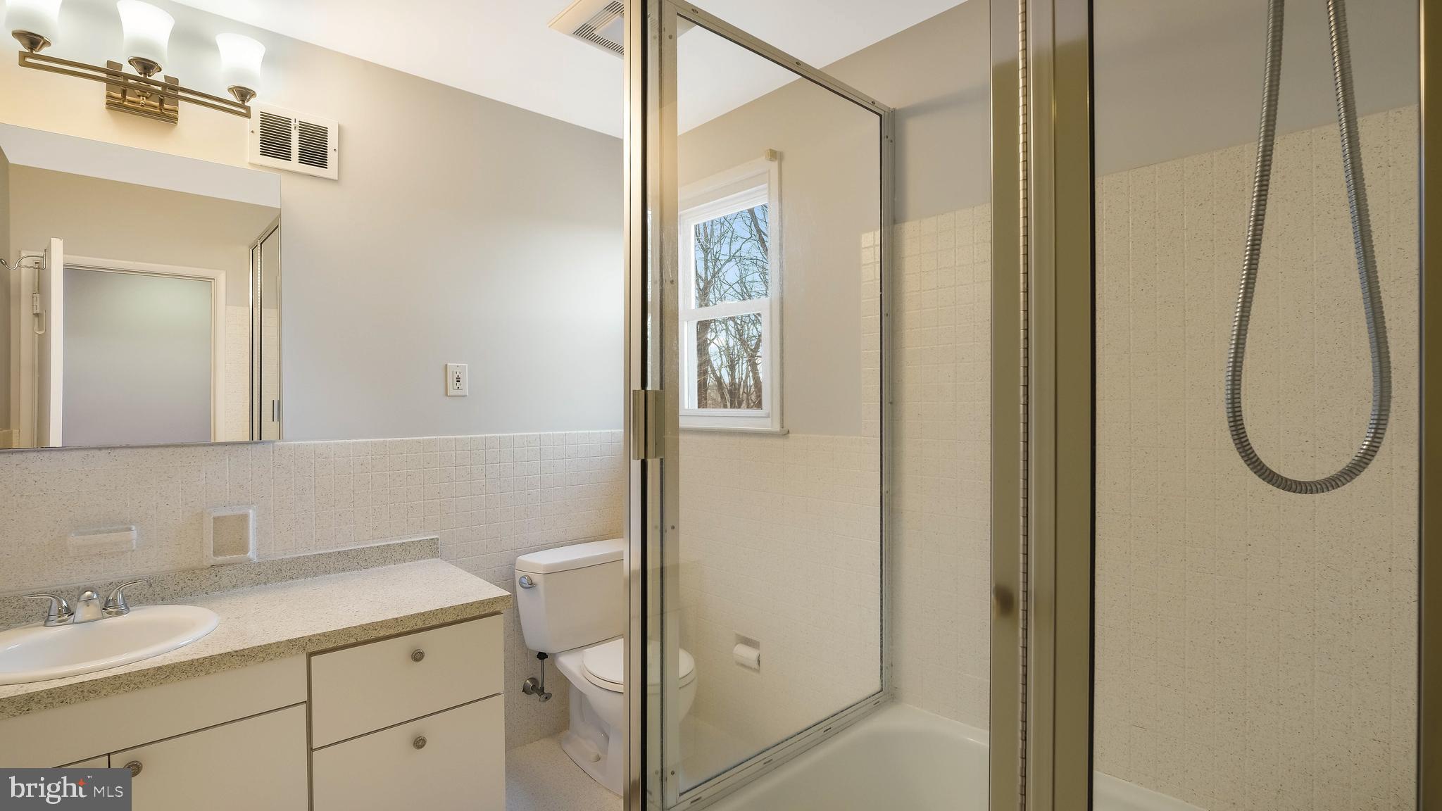 1603 Pennypack Road Huntingdon Valley, PA 19006 - Photo 30 of 41 Hall Bathroom