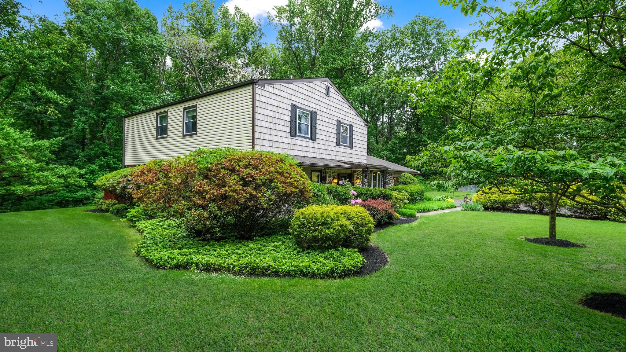 1603 Pennypack Road Huntingdon Valley, PA 19006 - Photo 4 of 41 Beautiful and lush landscaping