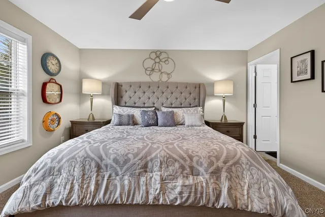 $325,000 | 5037 Betsy Ross Way, Salina, NY 13088