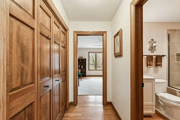 $989,000 | 54 Gentry Drive, Hawthorn Woods, IL 60047