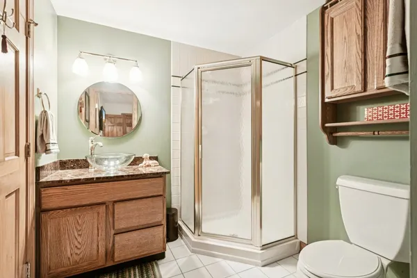$989,000 | 54 Gentry Drive, Hawthorn Woods, IL 60047