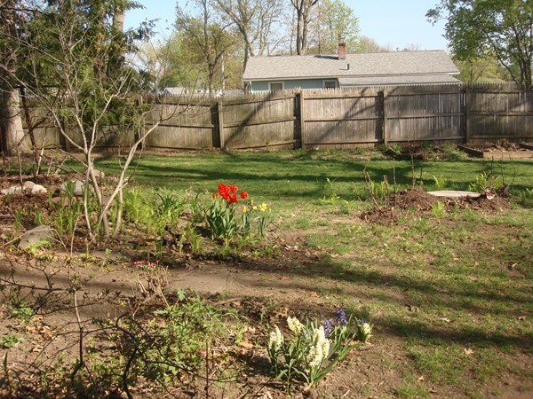 1191 Burnett Road Chicopee, MA 01020 - Photo 3 of 15 Gallery Image 3