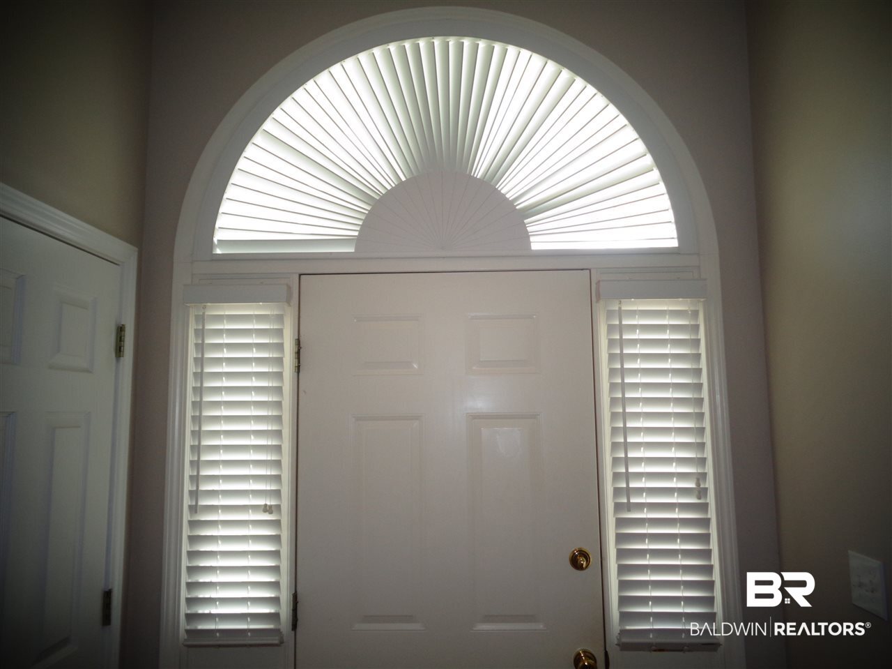 8956 Bay Point Drive Elberta, AL 36530 - Photo 4 of 36