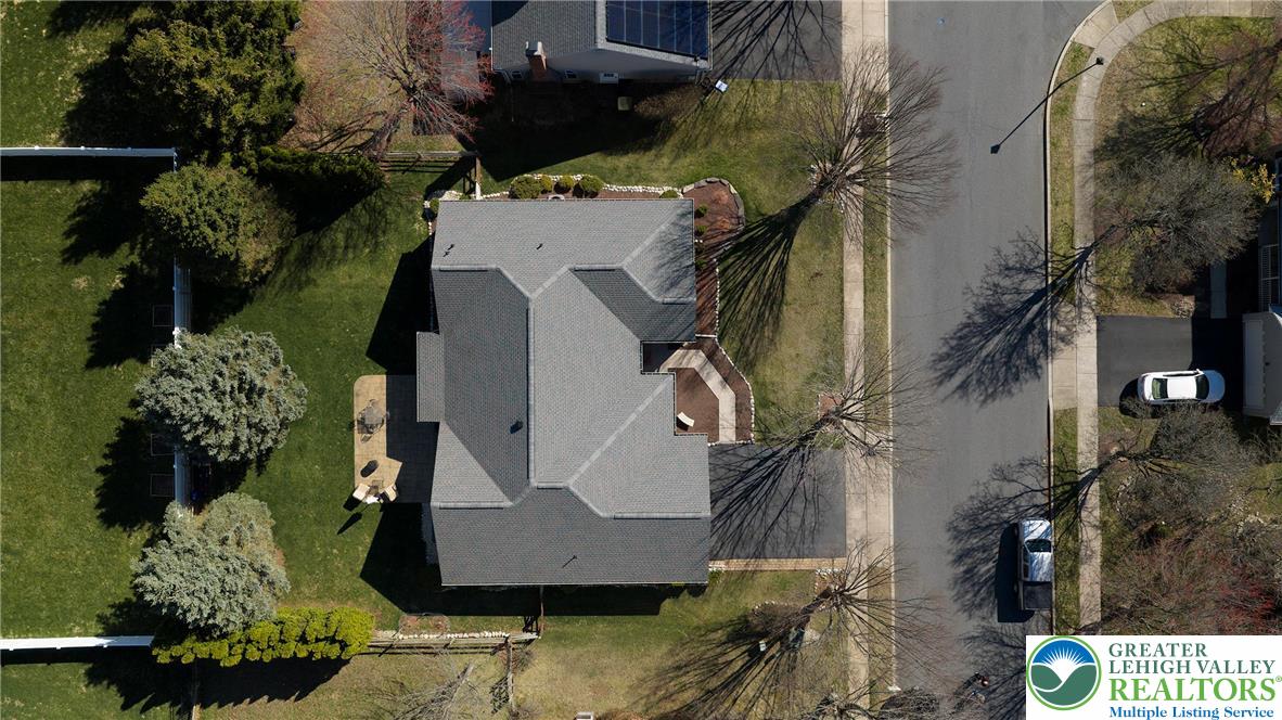 4075 Ross Road Bethlehem, PA 18020 - Photo 8 of 61 Gallery Image 8