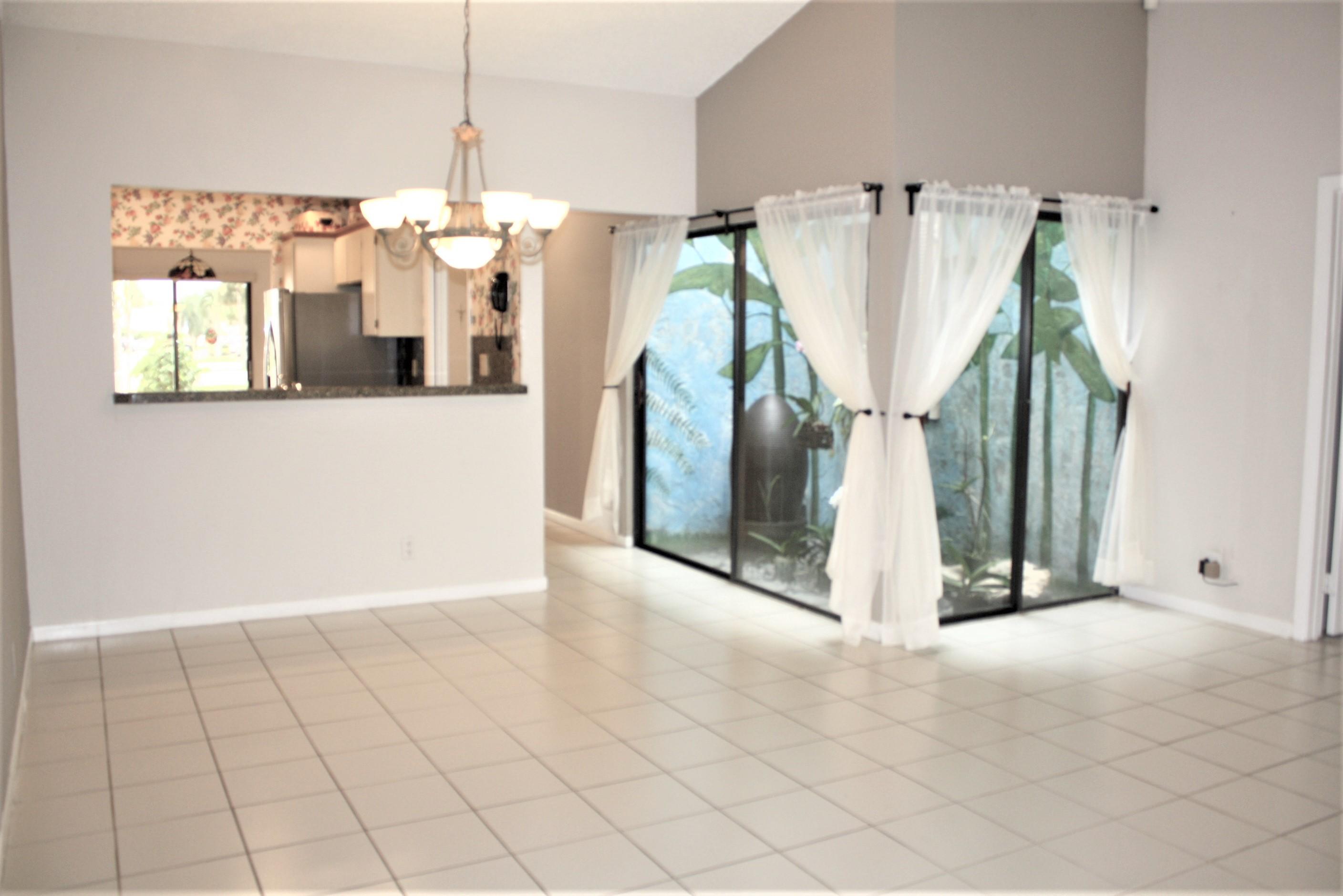 6945 Barbarossa Street Boca Raton, FL 33433 - Photo 4 of 27 DINING ROOM