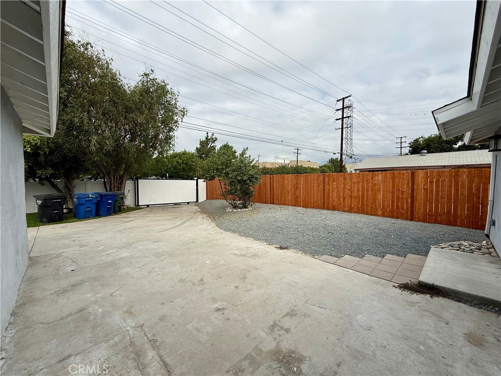 1191 East Laxford Road Azusa, CA 91702 - Photo 30 of 38