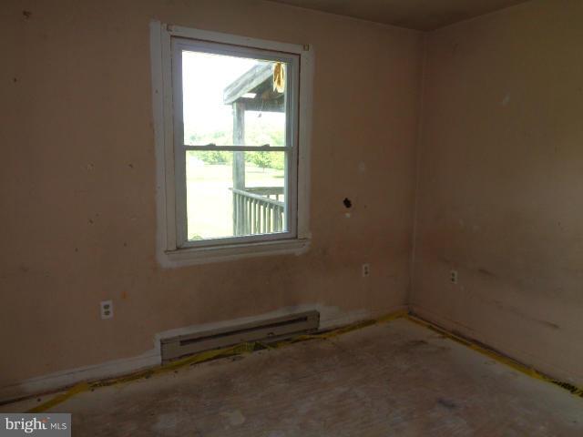 337 Lockhouse Road Falling Waters, WV 25419 - Photo 14 of 24 Bedroom 2