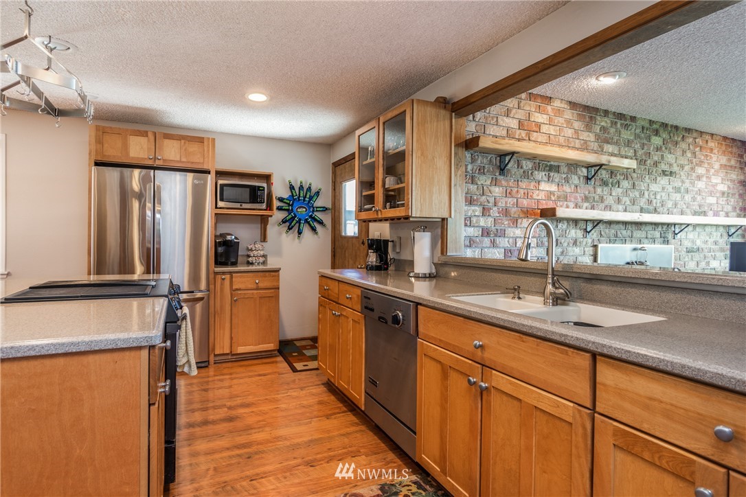 1642 Creso Road South Spanaway, WA 98387 - Photo 13 of 37