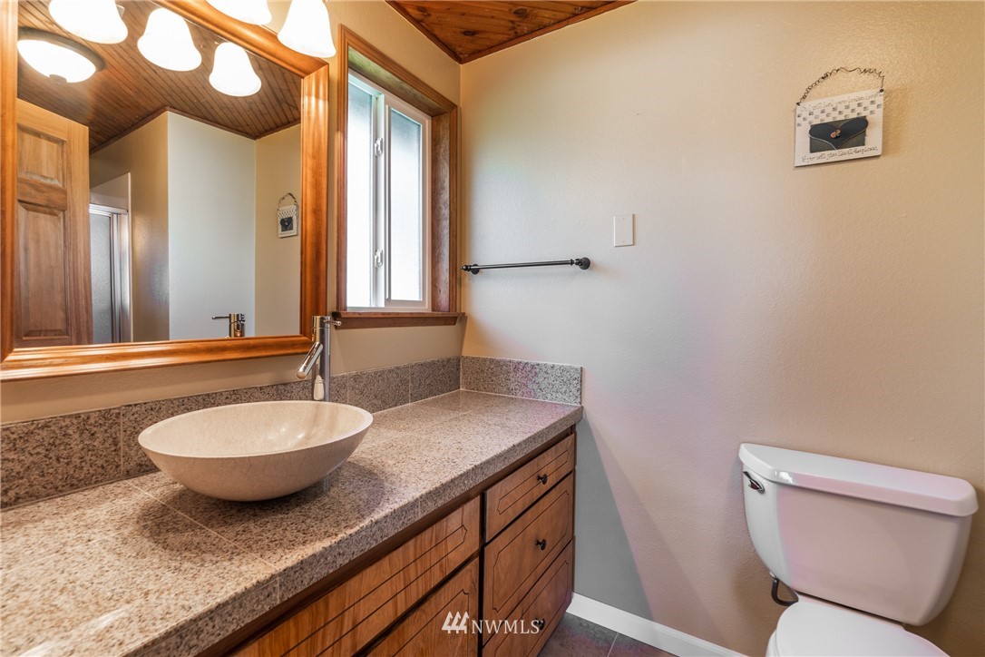 1642 Creso Road South Spanaway, WA 98387 - Photo 17 of 37