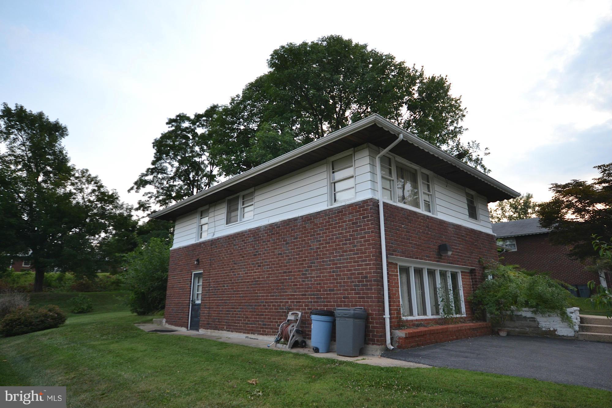 2307 Farringdon Road Baltimore, MD 21209 - Photo 2 of 6 Exterior (General)