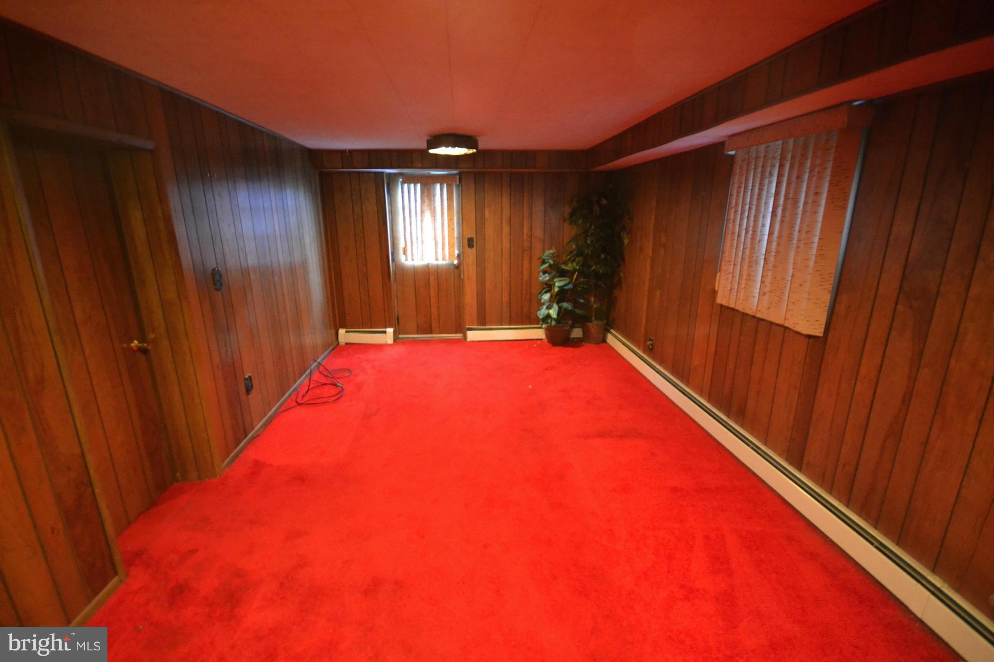 2307 Farringdon Road Baltimore, MD 21209 - Photo 6 of 6 Interior (General)