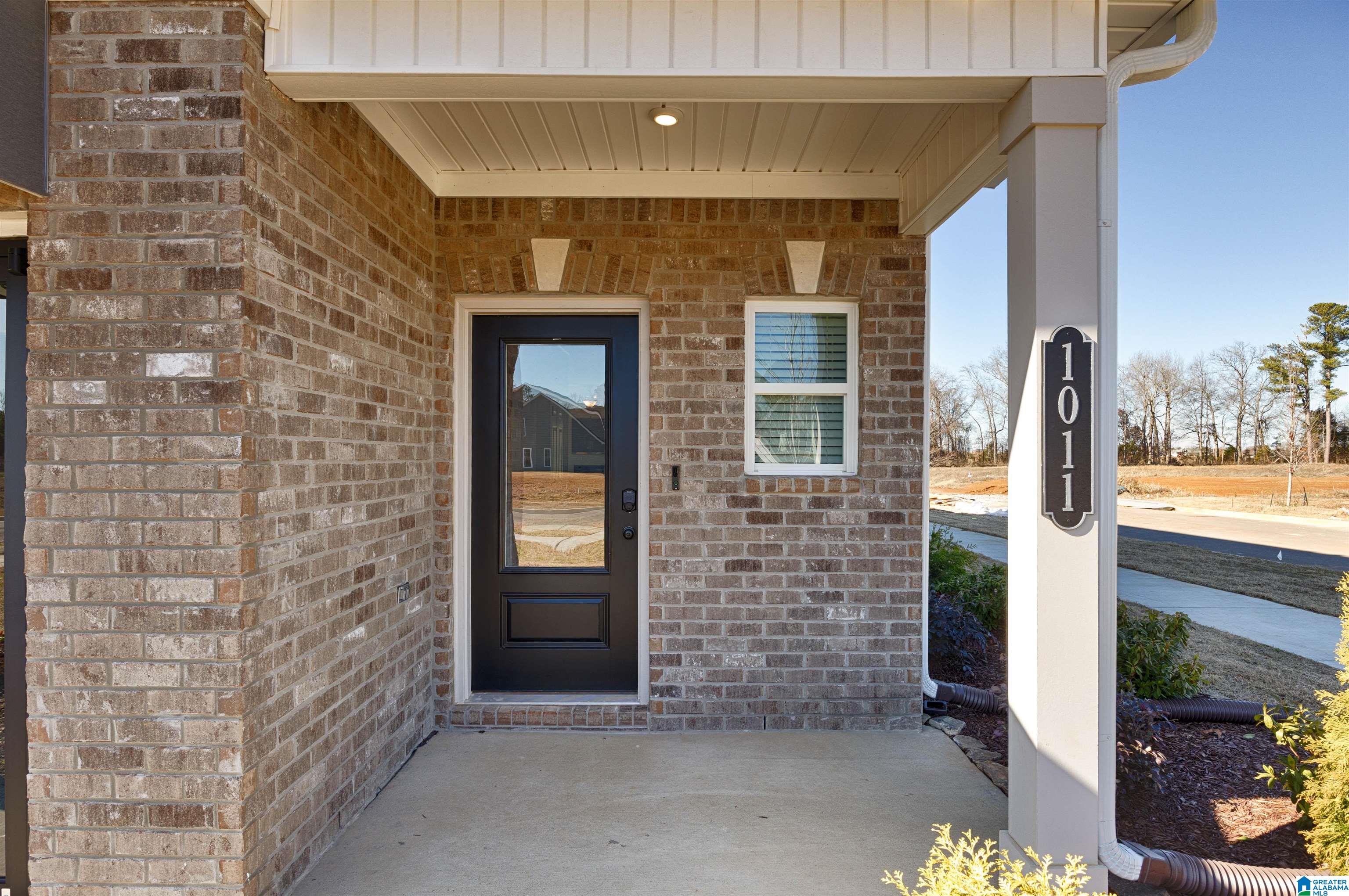 5481 Headwind Lane Bessemer, AL 35022 - Photo 2 of 34