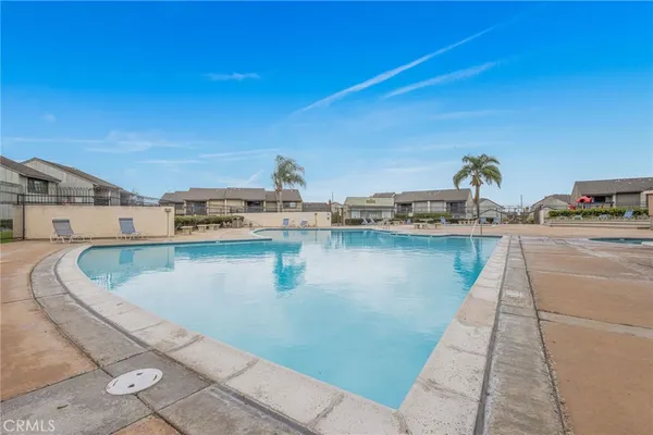 $688,000 | 1381 South Walnut Street, Unit 2105, Anaheim, CA 92802