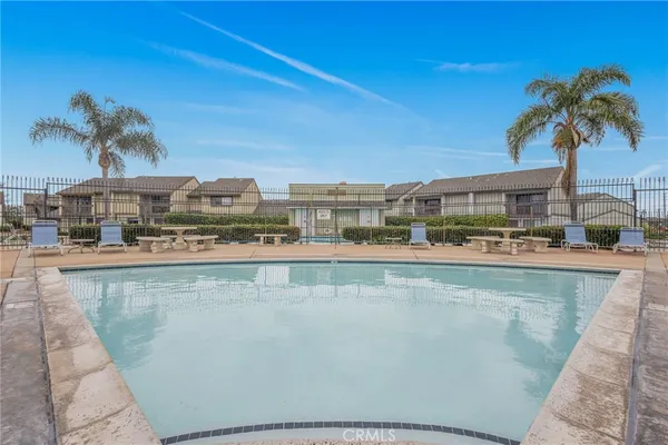 $688,000 | 1381 South Walnut Street, Unit 2105, Anaheim, CA 92802