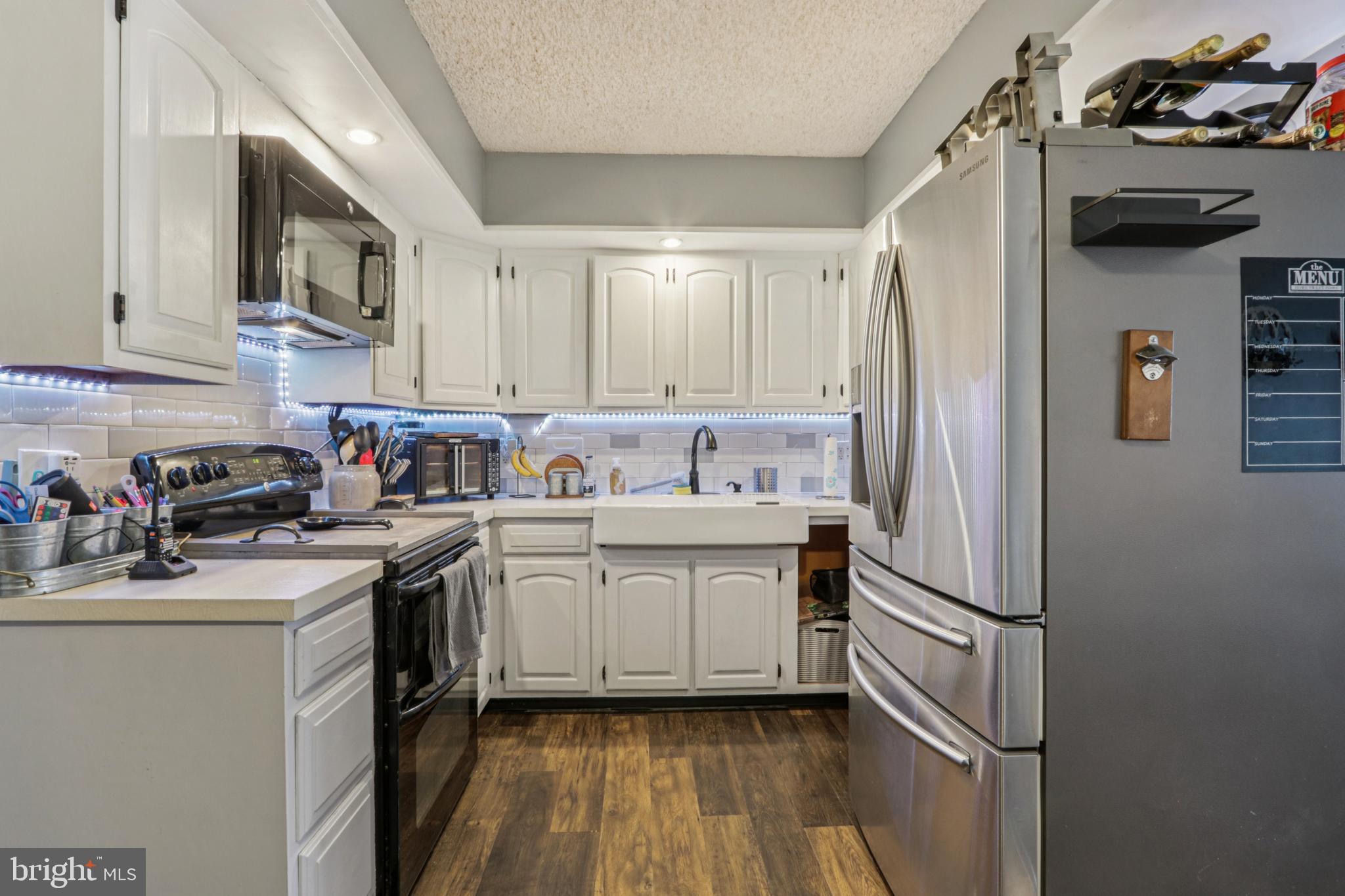 29 Vividleaf Lane Levittown, PA 19054 - Photo 18 of 56