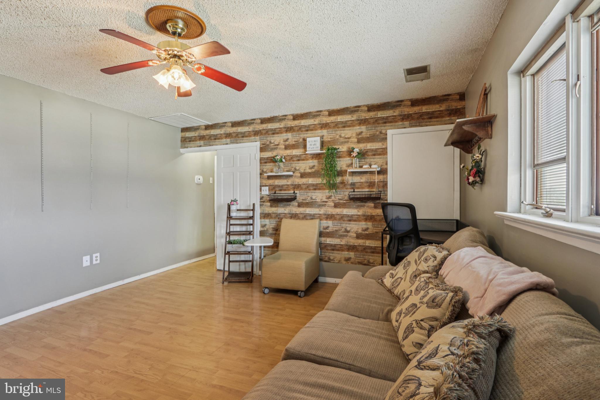 29 Vividleaf Lane Levittown, PA 19054 - Photo 35 of 56 2nd floor Family room