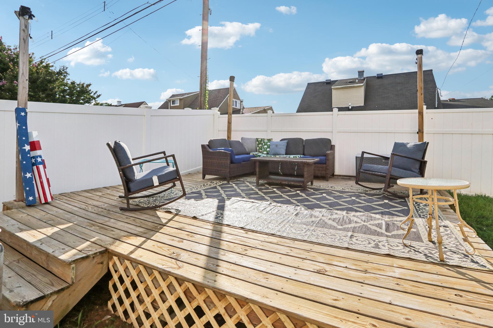 29 Vividleaf Lane Levittown, PA 19054 - Photo 44 of 56 Deck