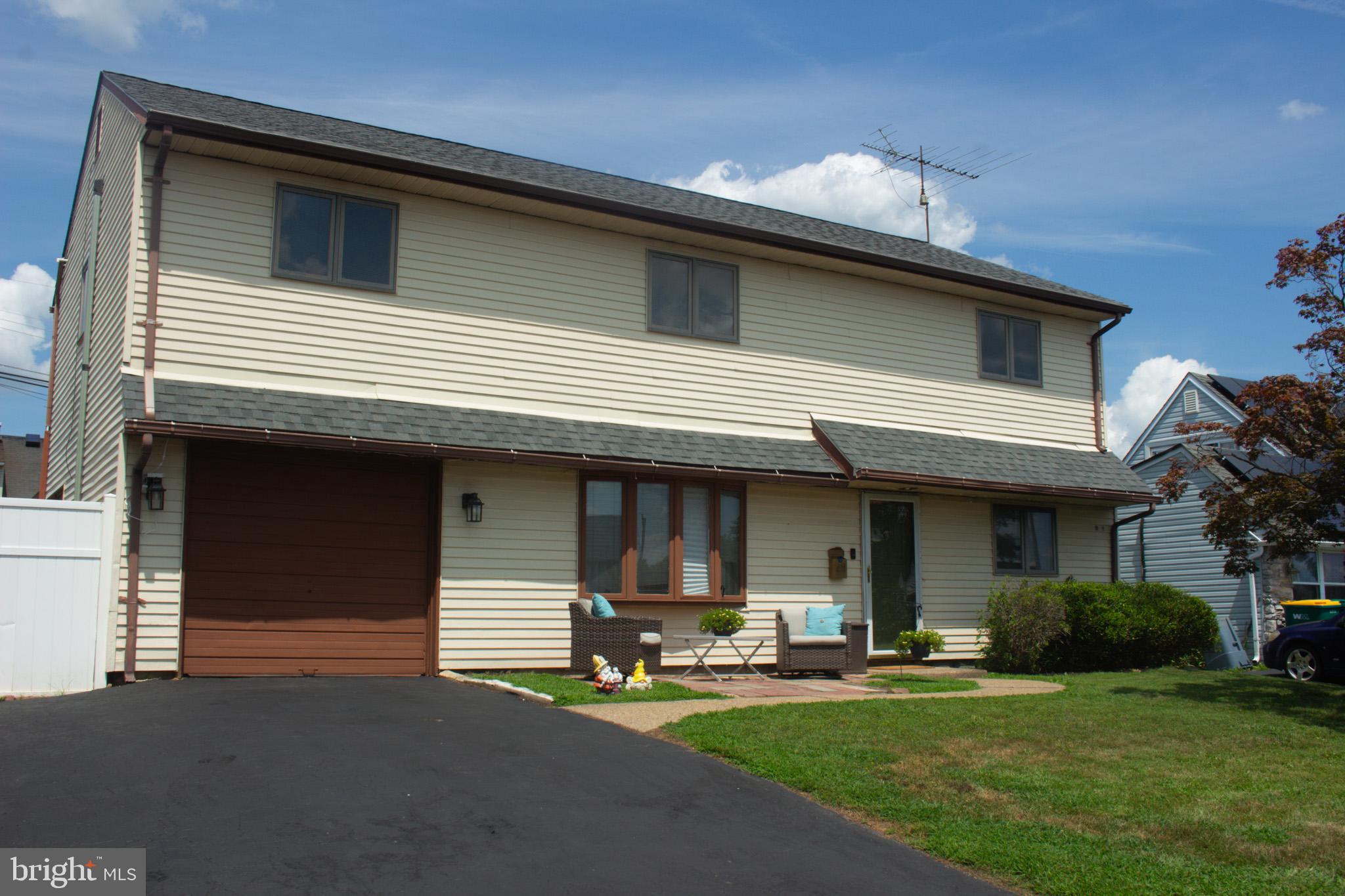 29 Vividleaf Lane Levittown, PA 19054 - Photo 8 of 56