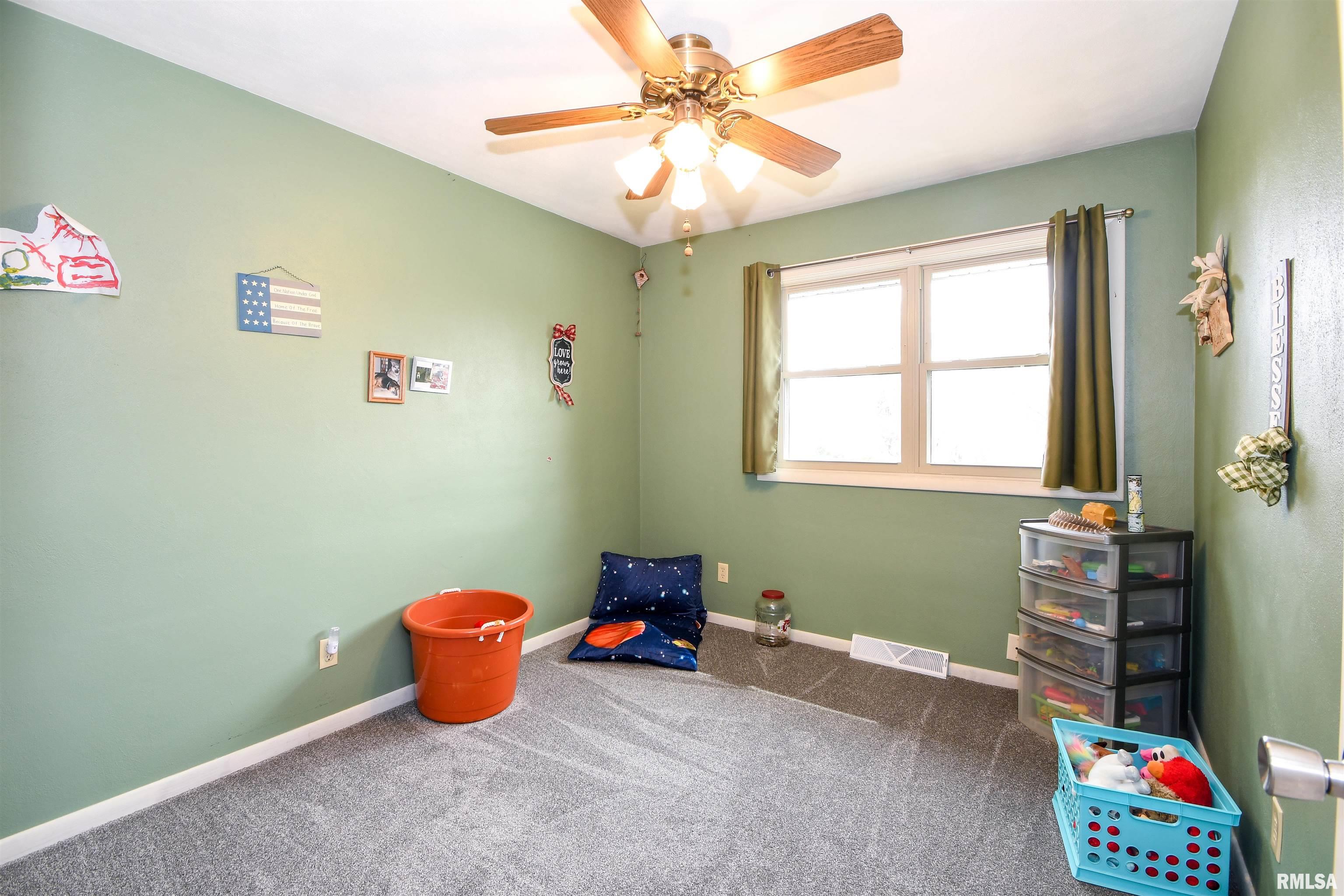 3403 West Chartwell Road Peoria, IL 61614 - Photo 30 of 41 Gallery Image 30