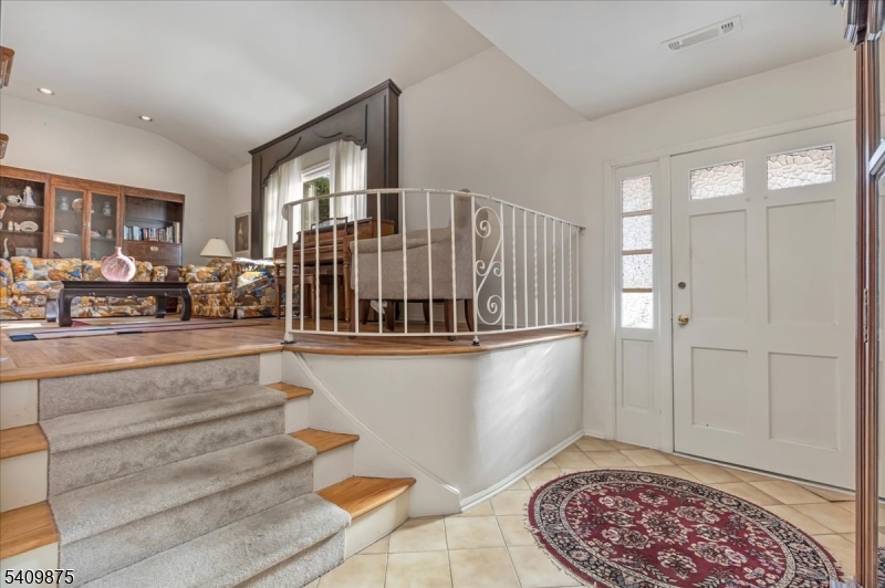 29 Manitou Circle Westfield, NJ 07090 - Photo 2 of 35 a view of entryway and hall with wooden floor