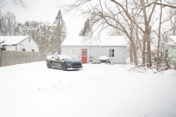 $70,000 | 2105 Mary Avenue, Lansing, MI 48910