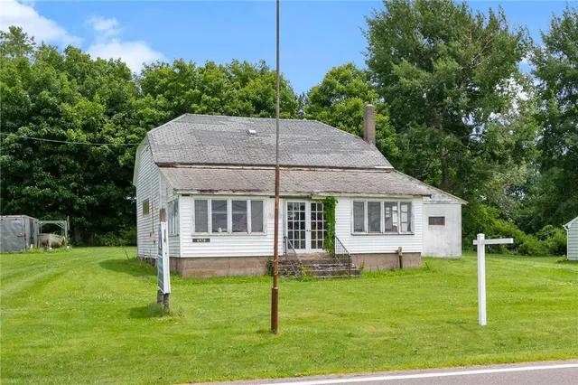 $250,000 | 6970 Highway 14, Sodus, NY 14555