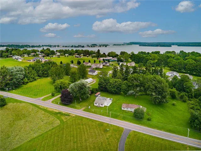 $250,000 | 6970 Highway 14, Sodus, NY 14555
