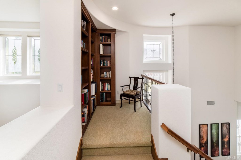 6237 Paseo Privado Carlsbad, CA 92009 - Photo 15 of 29