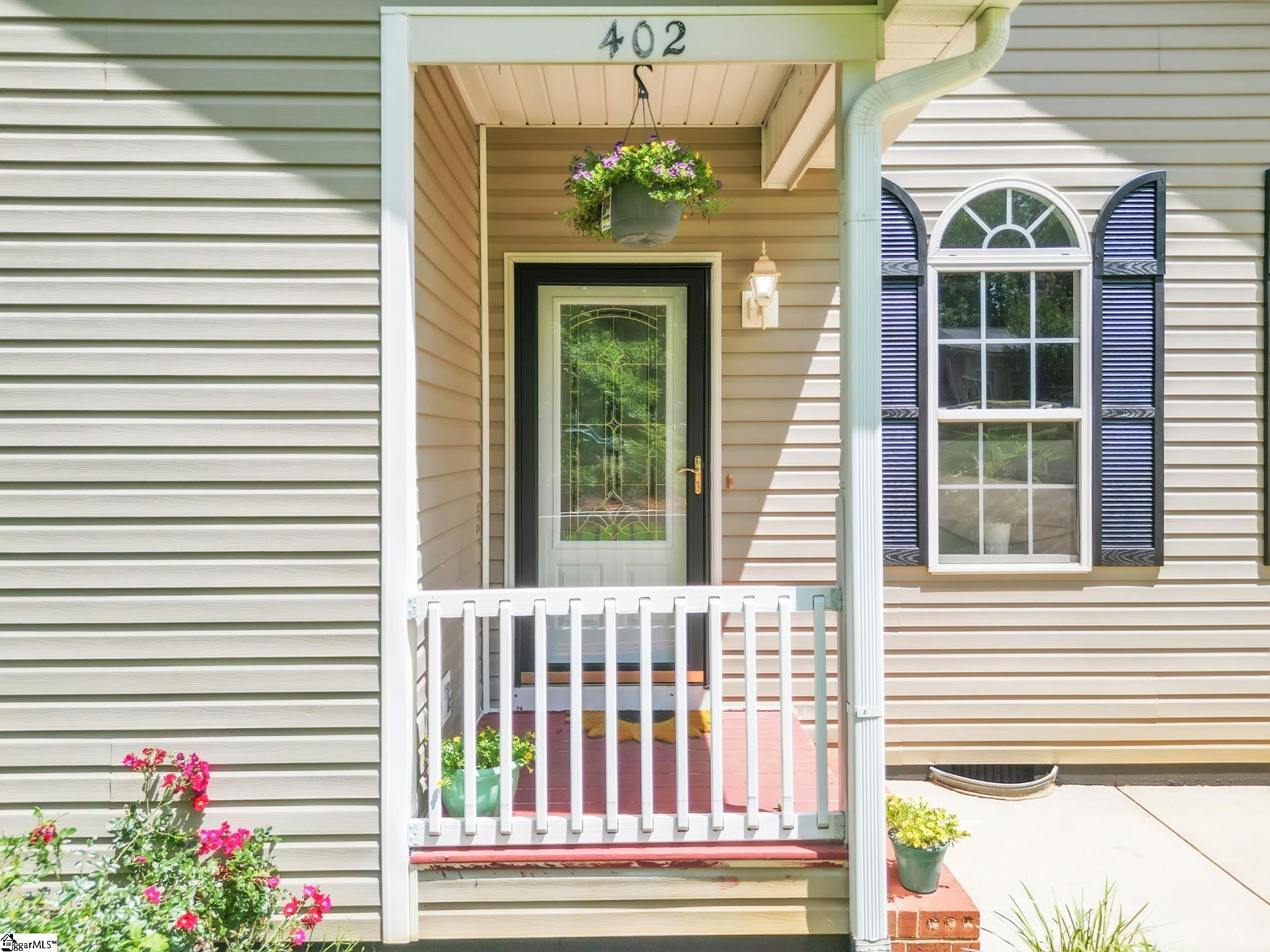 402 Hamilton Forest Drive Easley, SC 29640 - Photo 2 of 17