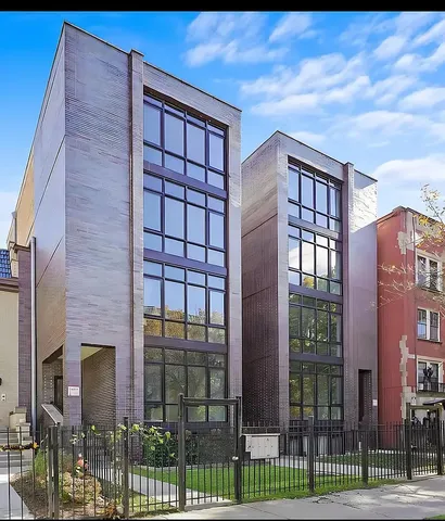 $4,500 | 5731 North Winthrop Avenue, Unit PH, Chicago, IL 60660