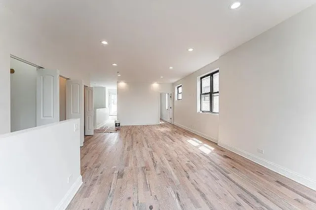 $4,500 | 5731 North Winthrop Avenue, Unit PH, Chicago, IL 60660