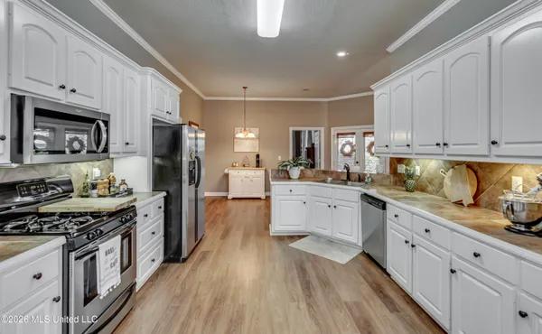 $359,900 | 1406 Windrose Drive, Brandon, MS 39047