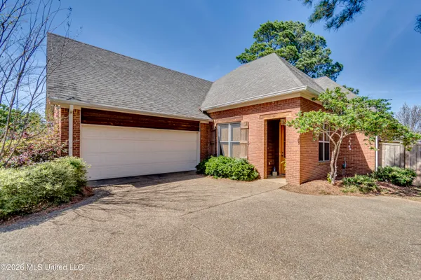 $359,900 | 1406 Windrose Drive, Brandon, MS 39047