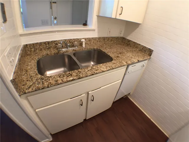 $1,000 | 3400 Speedway, Unit 203, Austin, TX 78705