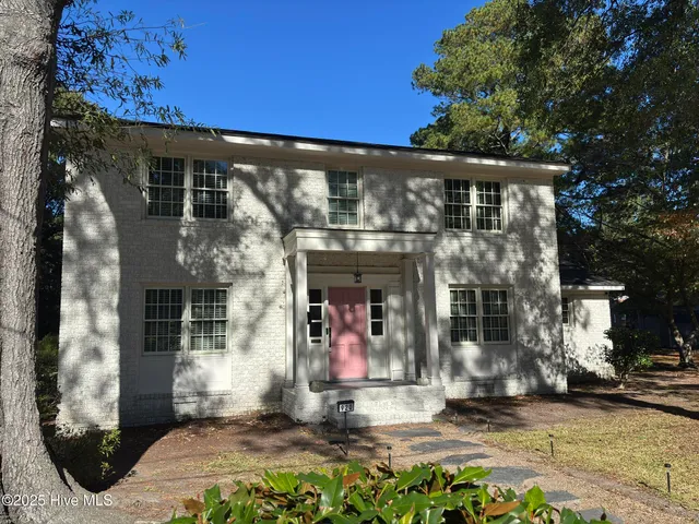 $289,000 | 920 West Memorial Drive, Ahoskie, NC 27910