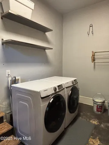 $289,000 | 920 West Memorial Drive, Ahoskie, NC 27910