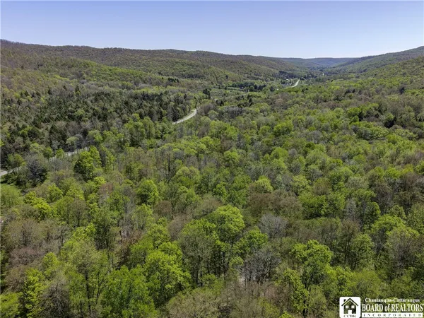 $77,000 | 1581 Chipmonk Road, Carrollton, NY 14706