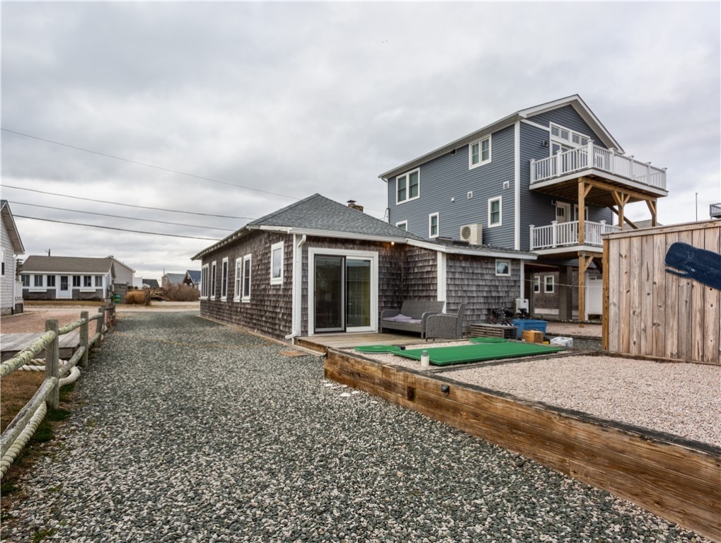 7 Champlin Avenue Narragansett, RI 02879 - Photo 24 of 28