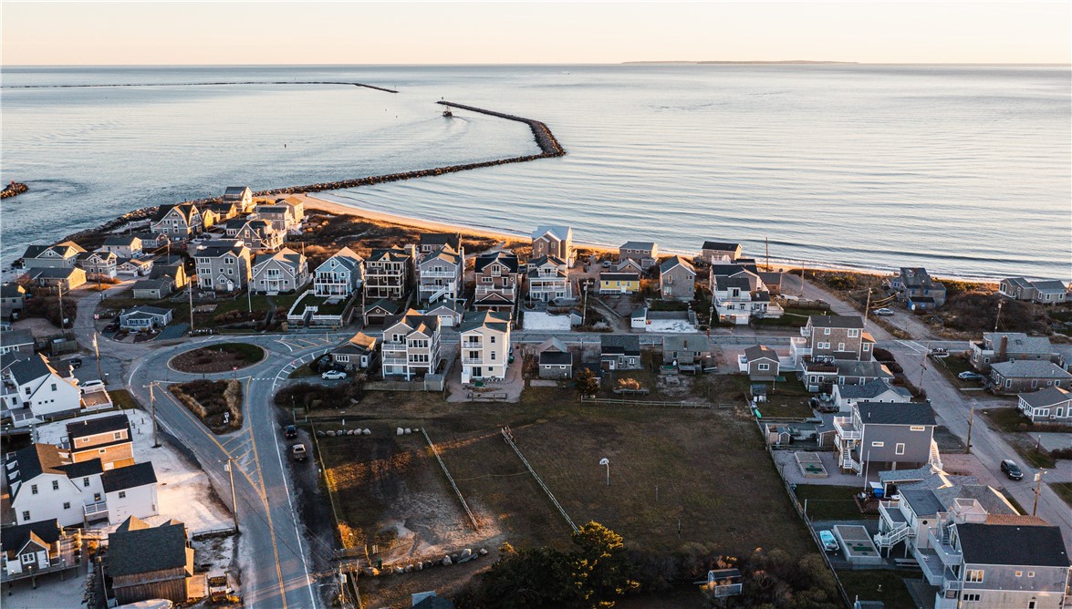 7 Champlin Avenue Narragansett, RI 02879 - Photo 27 of 28