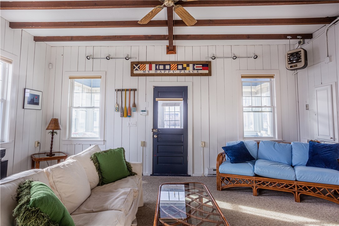 7 Champlin Avenue Narragansett, RI 02879 - Photo 4 of 28