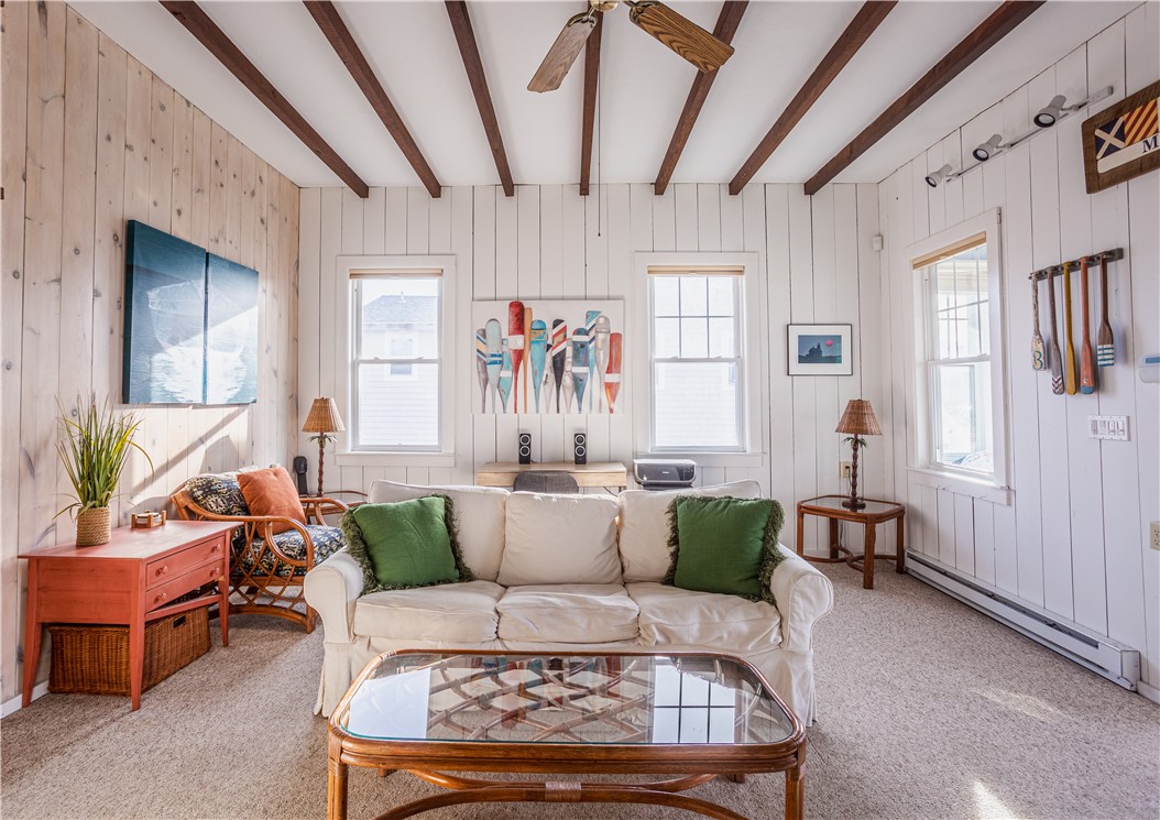 7 Champlin Avenue Narragansett, RI 02879 - Photo 5 of 28