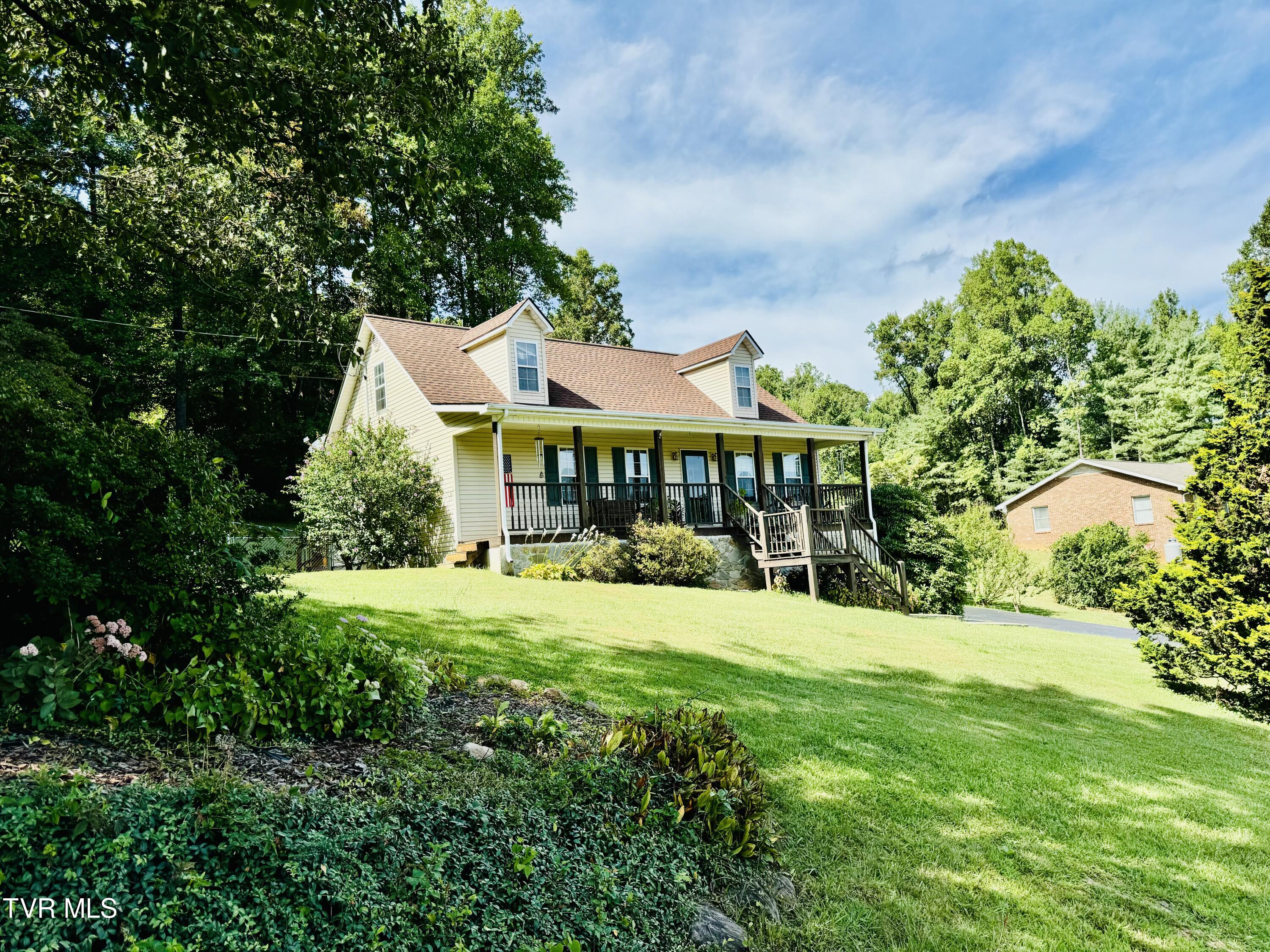 204 Clay Little Road Elizabethton, TN 37643 - Photo 36 of 37 F92FE0BD-D903-4784-A8A7-65BD6CE770AD