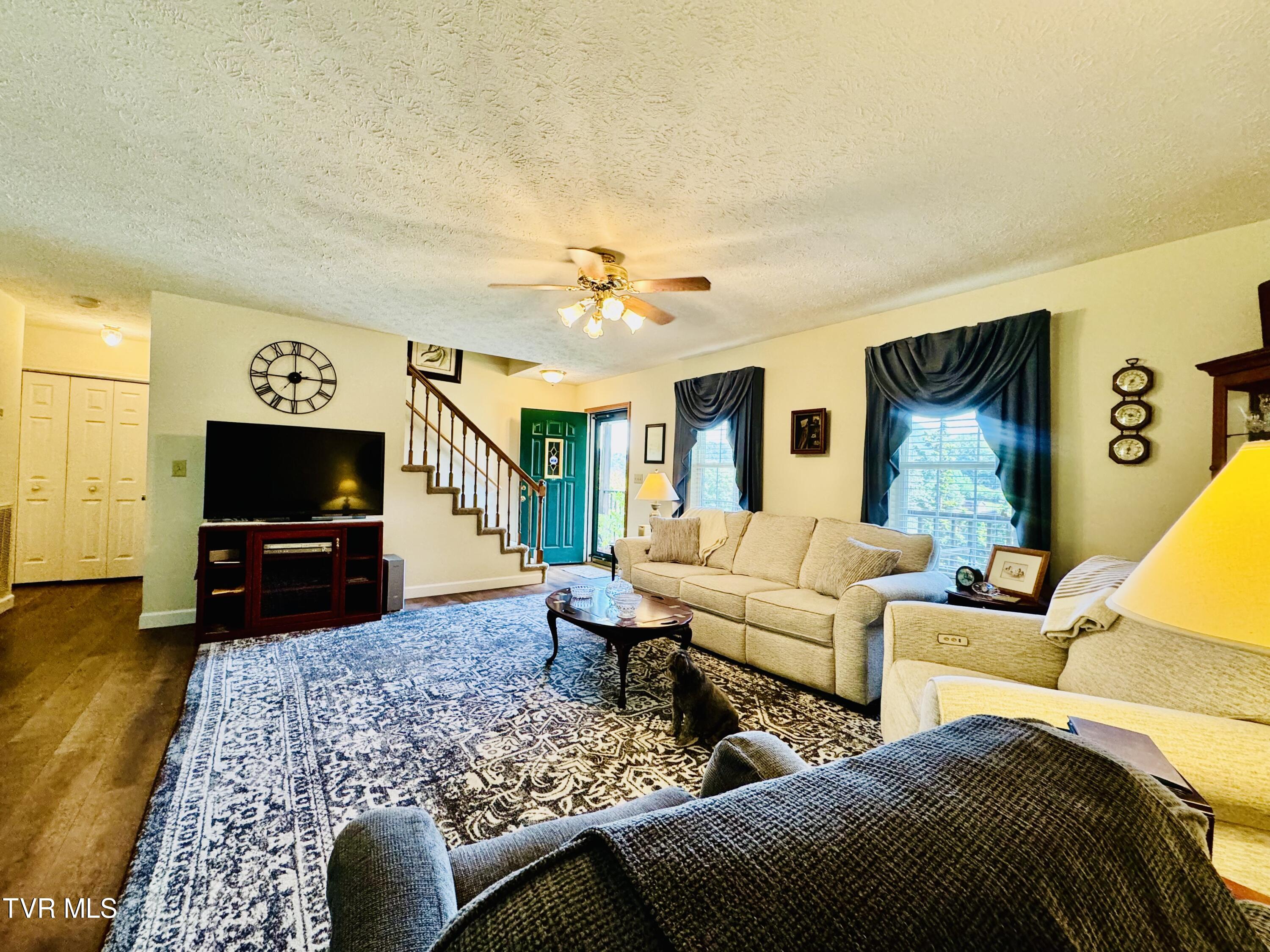 204 Clay Little Road Elizabethton, TN 37643 - Photo 8 of 37 IMG_0395