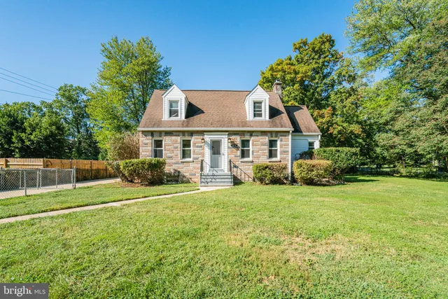 $699,000 | 8230 Gregory Drive, Alexandria, VA 22309