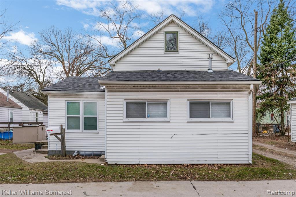 8329 Rivard Avenue Warren, MI 48089 - Photo 19 of 21