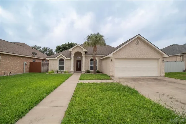$1,795 | 3509 Robin Avenue, McAllen, TX 78504