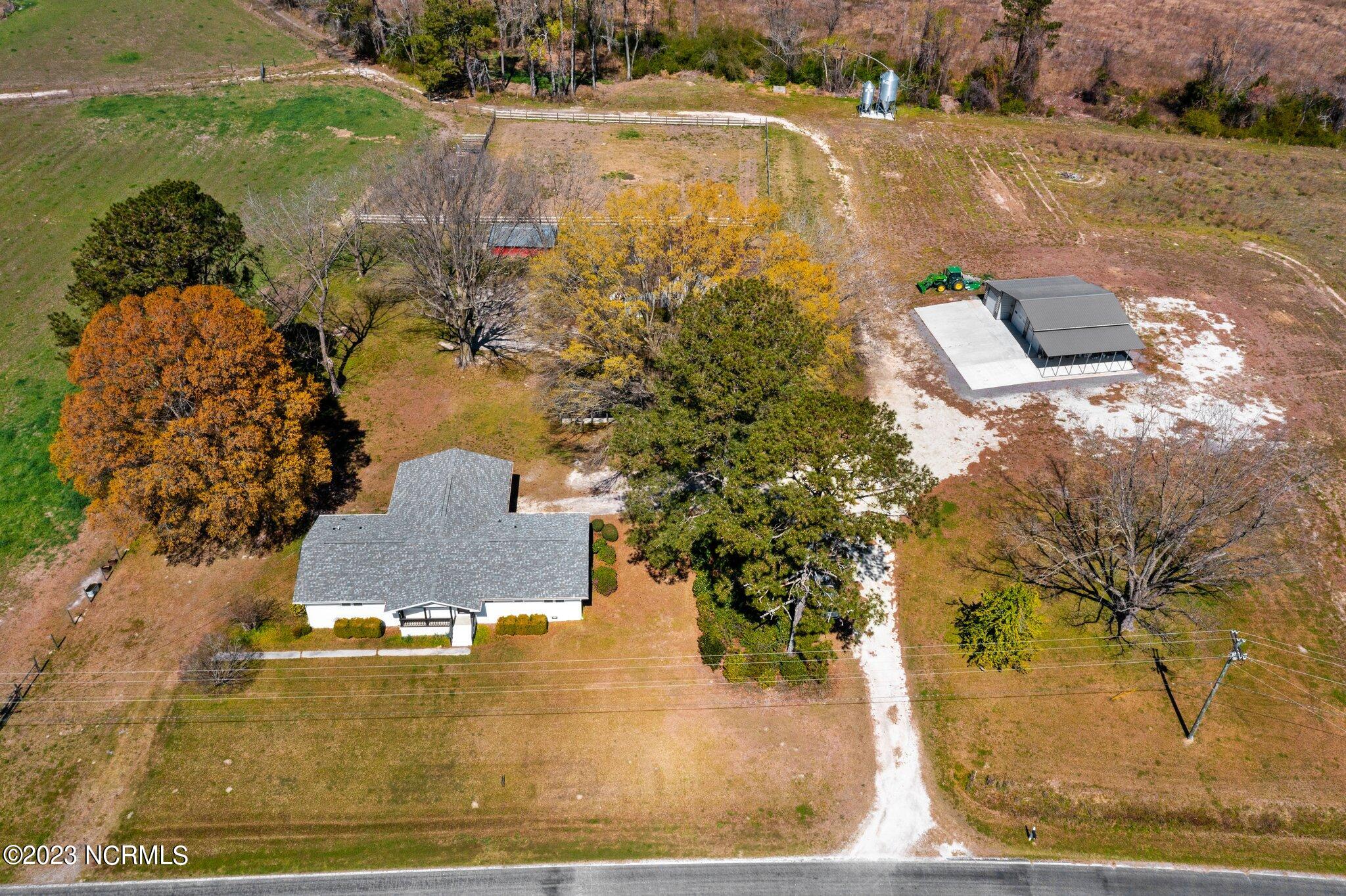 575 Ludie Brown Road Chinquapin, NC 28521 - Photo 17 of 55 16-web-or-mls-15