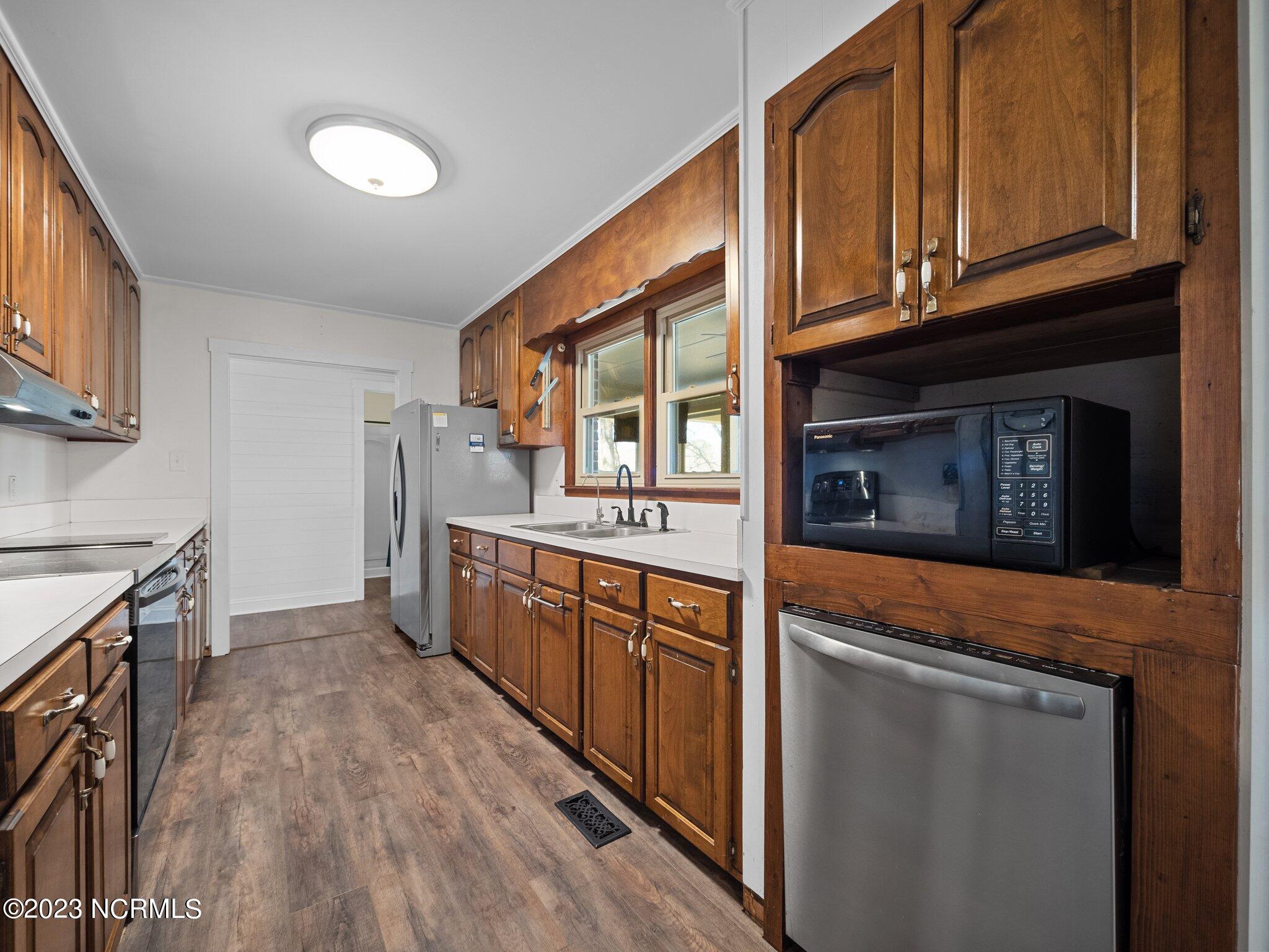 575 Ludie Brown Road Chinquapin, NC 28521 - Photo 27 of 55 26-web-or-mls-P3190193